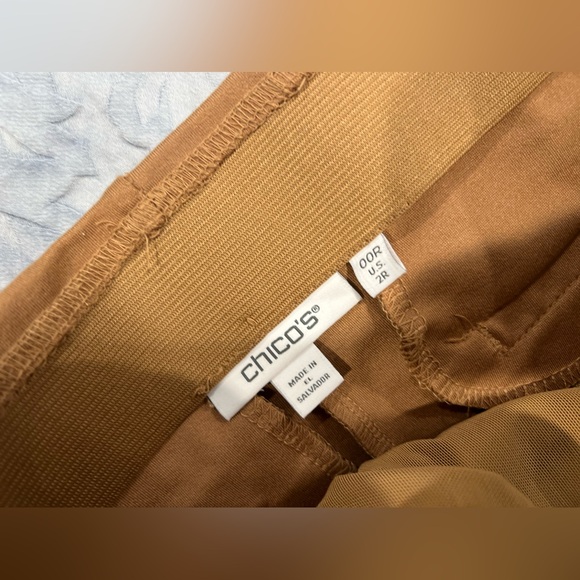 Chico's stylish wide leg  Pants, Size us 2 Creme Coffee, NWT - Picture 3 of 7